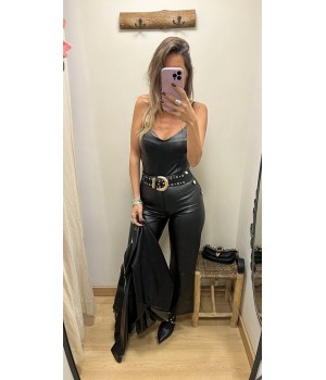 pantalon efecto cuero