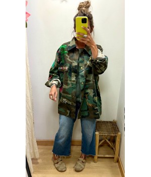 chaqueta camuflaje LOVE
