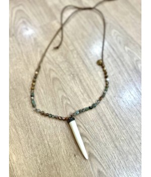 collar colmillo